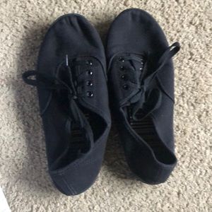 Black tied shoes